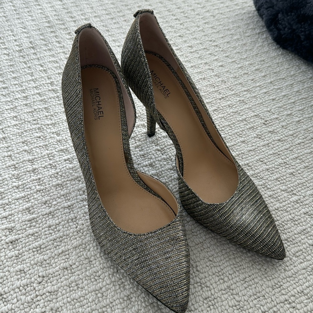 Micheal kors heels size 8